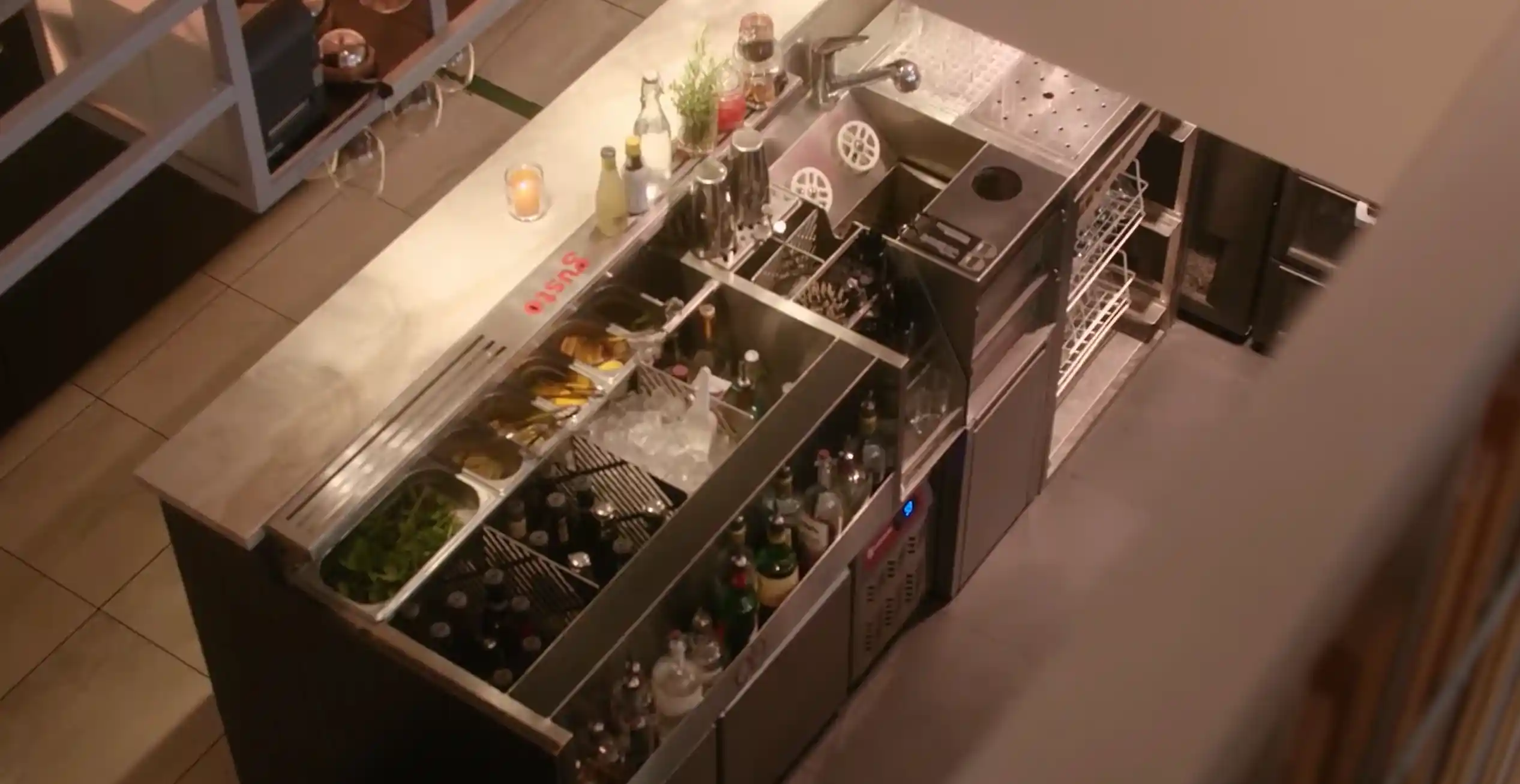 Gusto restaurant Rotterdam with Kobayashi station